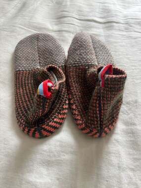 Bombas Women's Gripper Slippers Knit House Shoes Socks